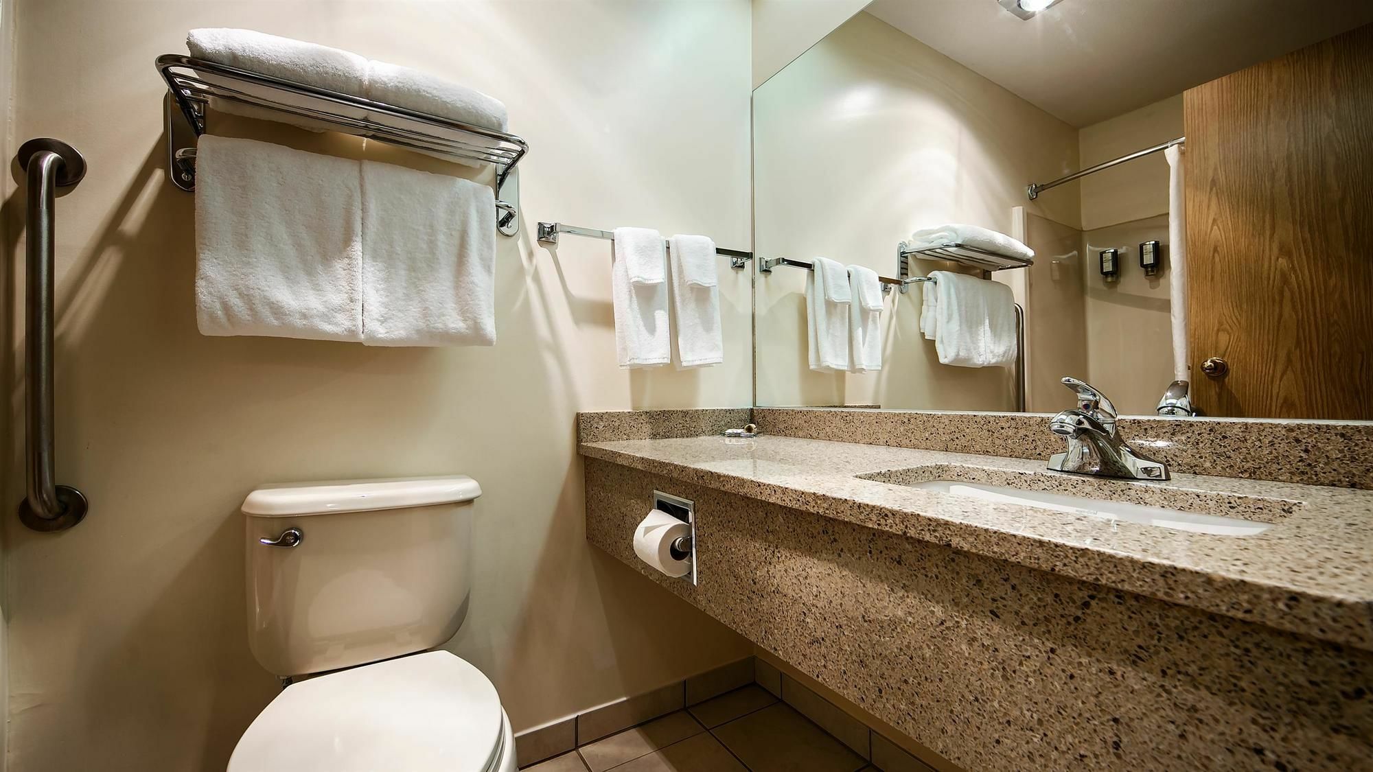 Surestay Hotel By Best Western Chilliwack Zewnętrze zdjęcie